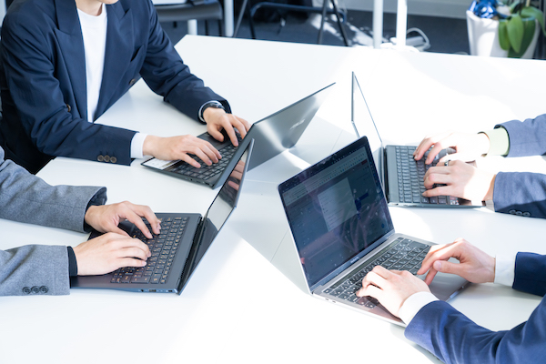 フルリモートアルバイトスタッフ