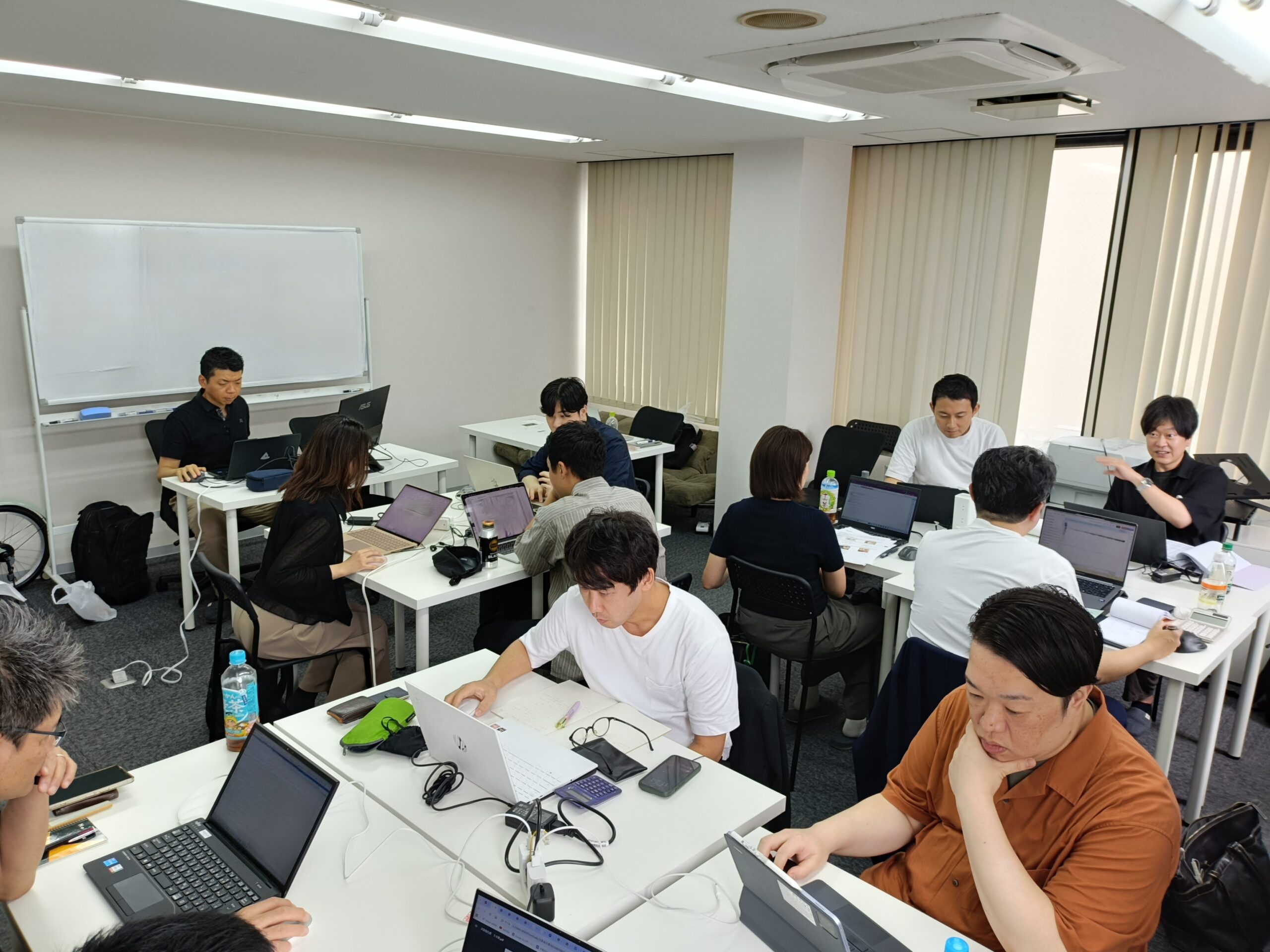 1日目：イントロダクション・事例企業様ヒアリング・二宮社長講義