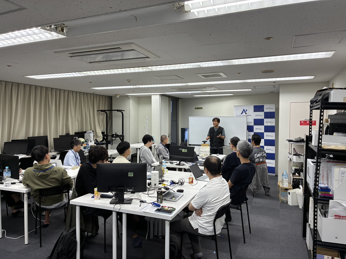 4日目:事例企業様への提案報告会・講義