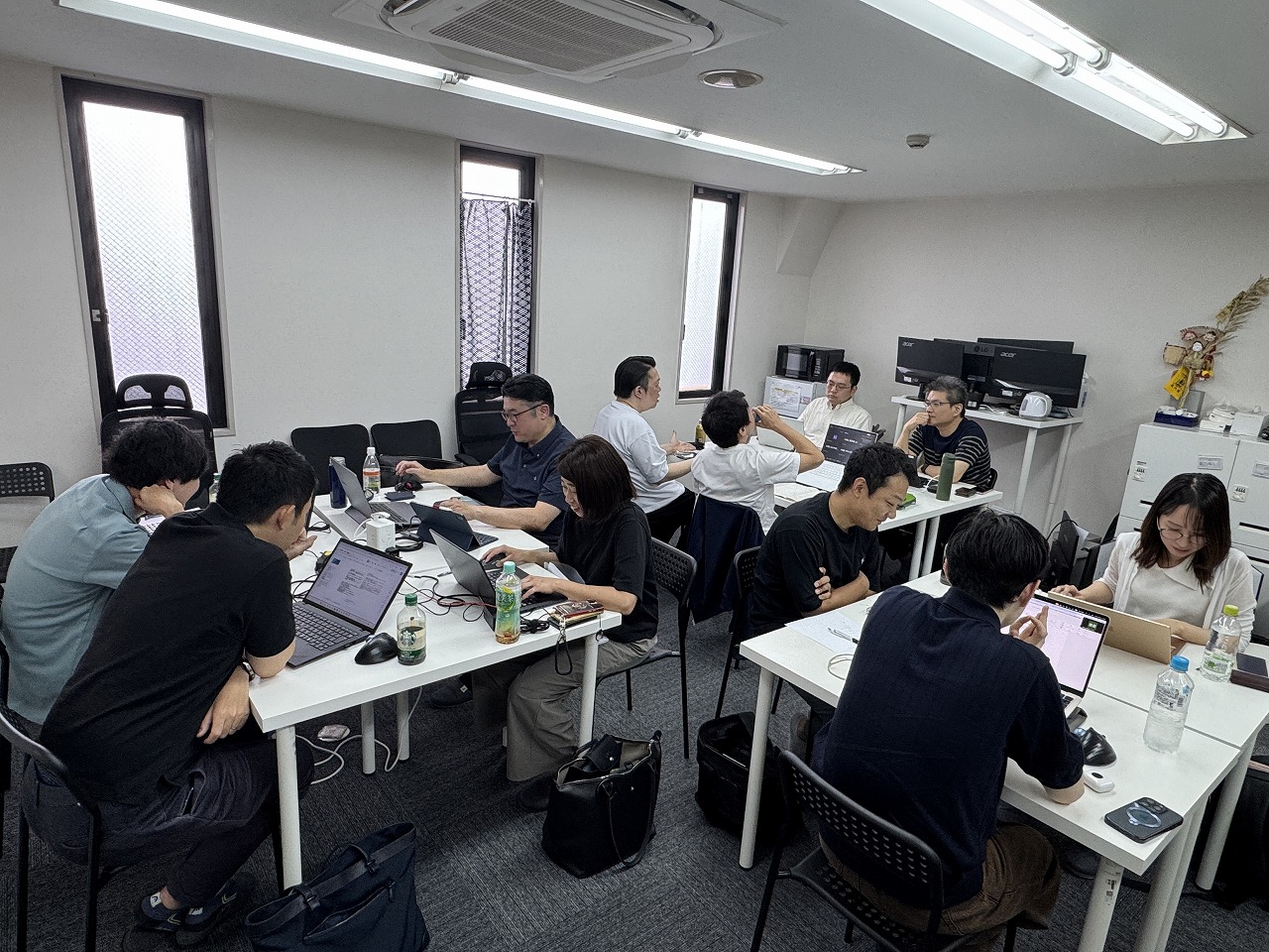 2日目：グループワーク（ストーリーライン作成）・中間レビュー・二宮社長講義（2回目）